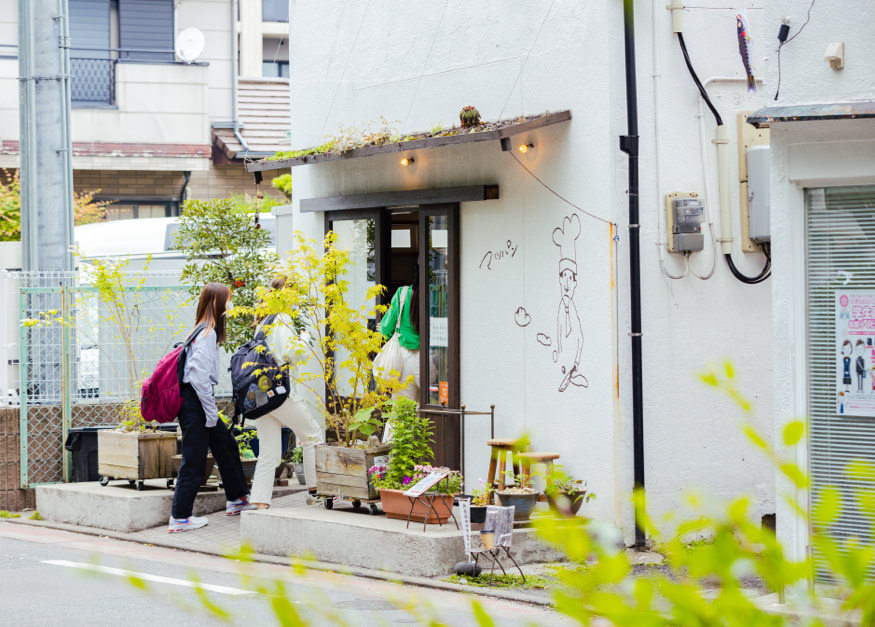 六本松プラスワン店舗