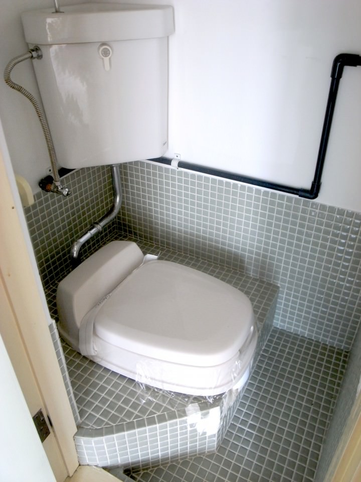 おトイレは洋式仕様に変更済みです