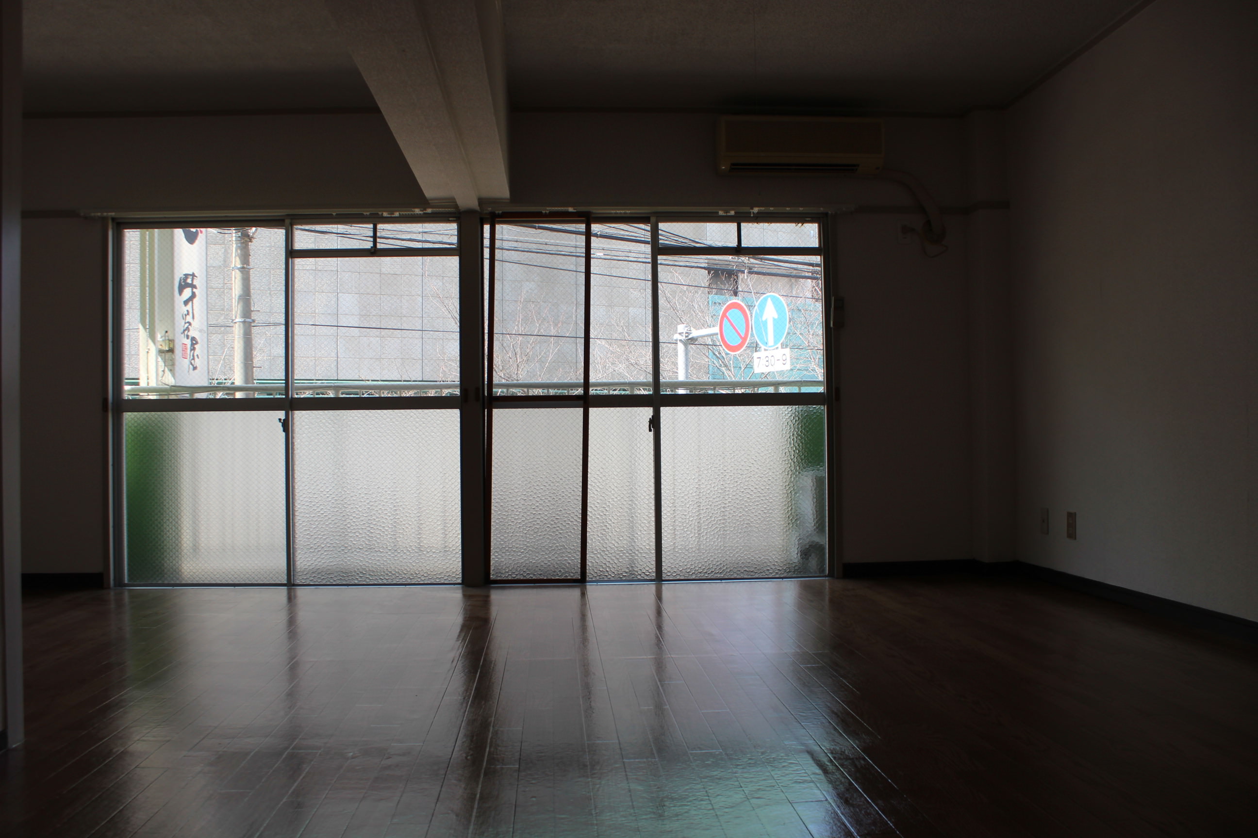 森のギャラリーで購入凸凹ラック58000円